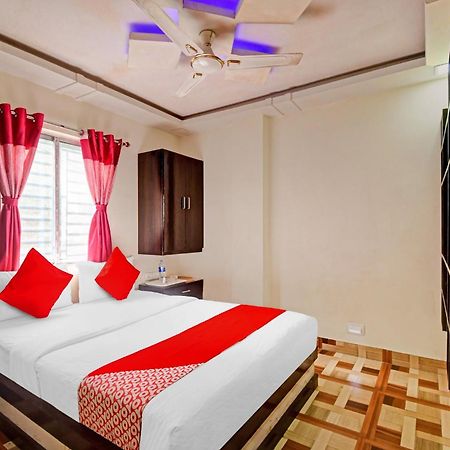 Hotel O New Aamaze Inn Near Acropolis Mall Колката Екстериор снимка