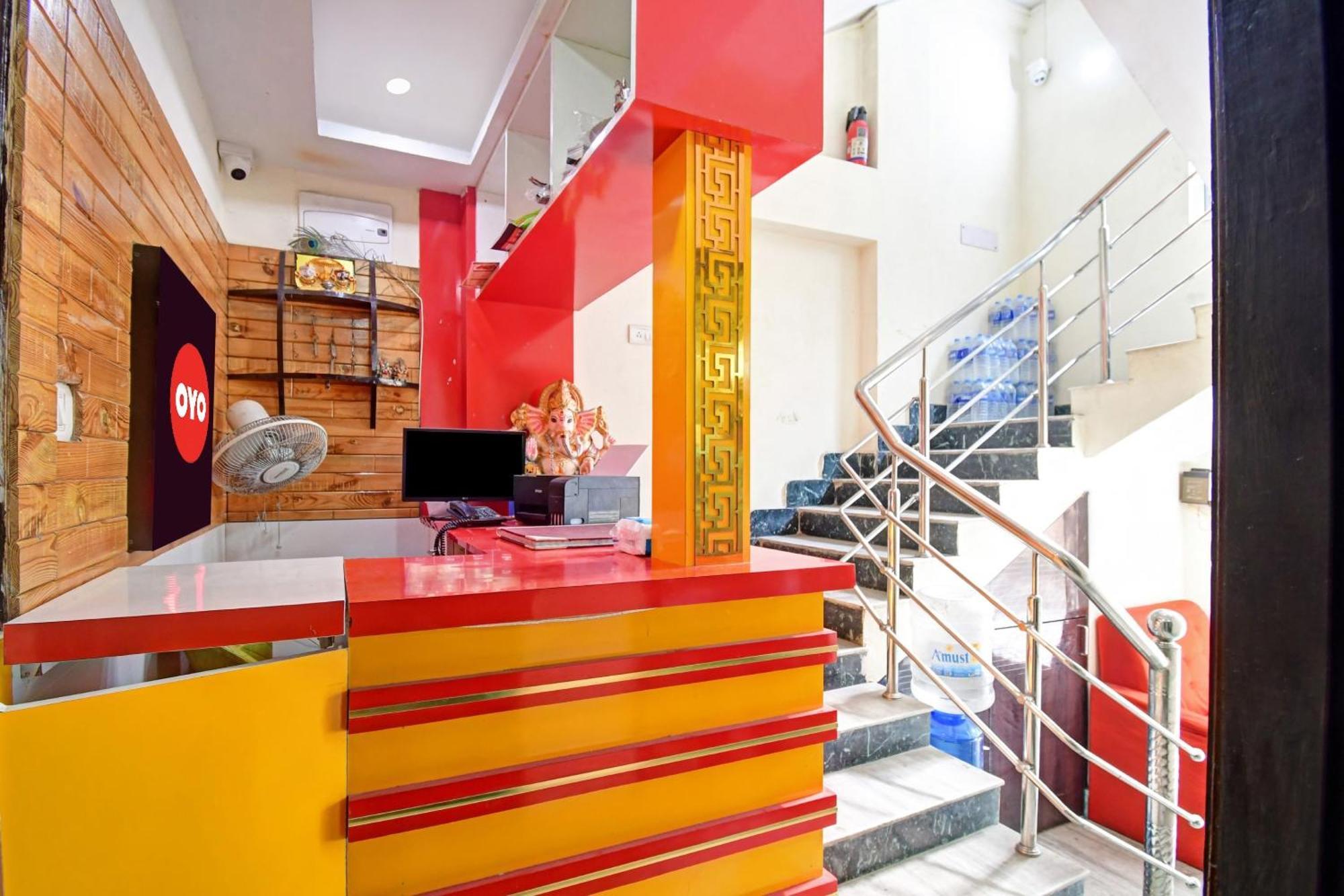 Hotel O New Aamaze Inn Near Acropolis Mall Колката Екстериор снимка