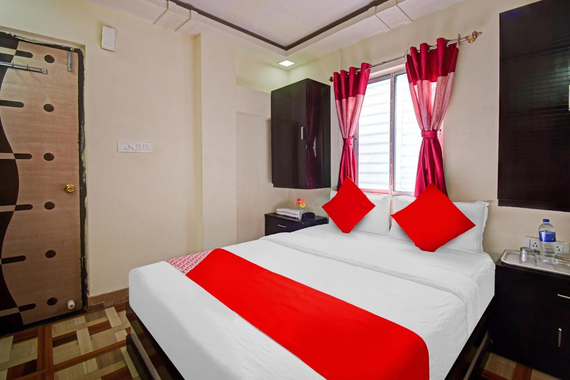 Hotel O New Aamaze Inn Near Acropolis Mall Колката Екстериор снимка