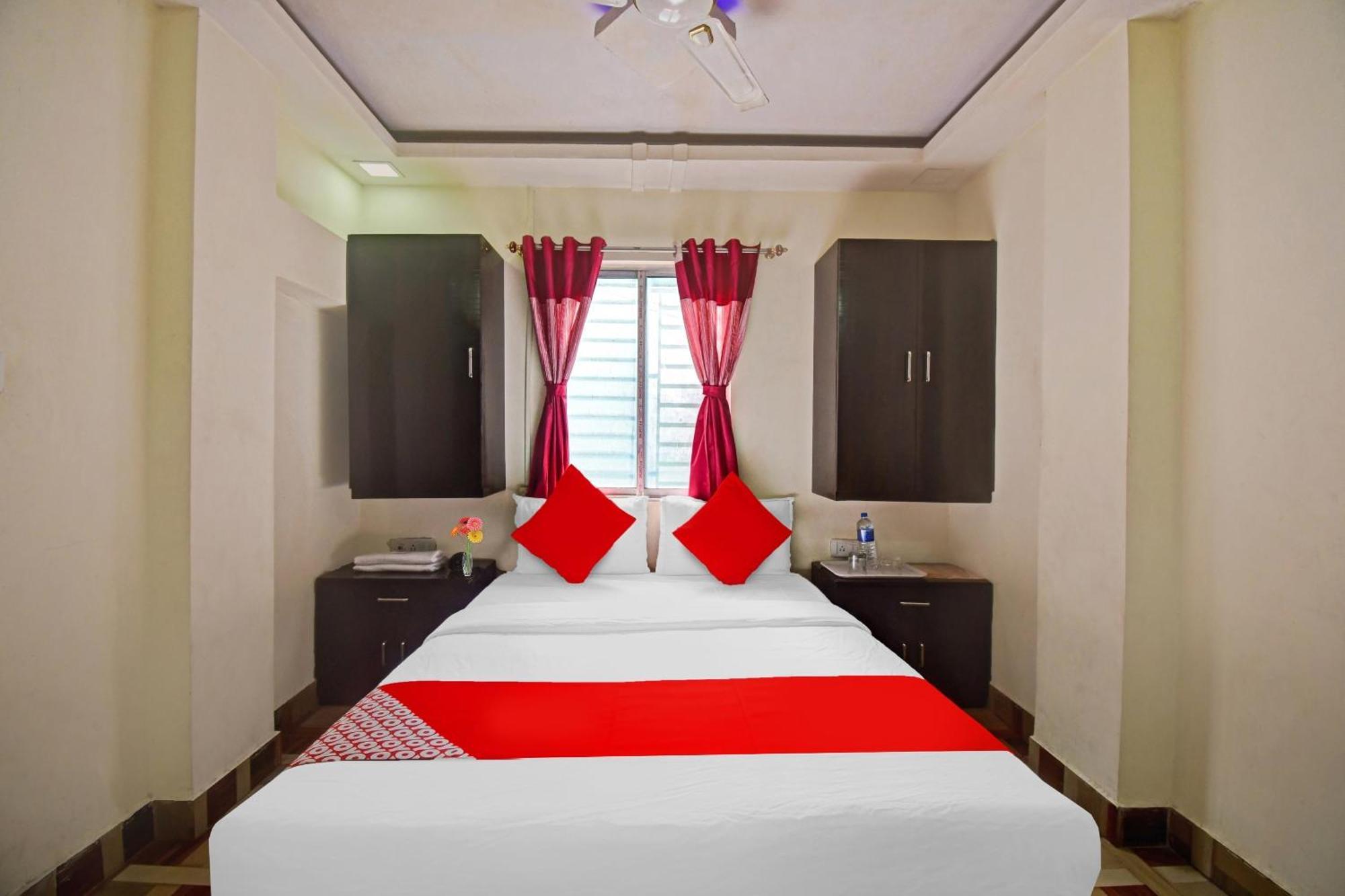 Hotel O New Aamaze Inn Near Acropolis Mall Колката Екстериор снимка