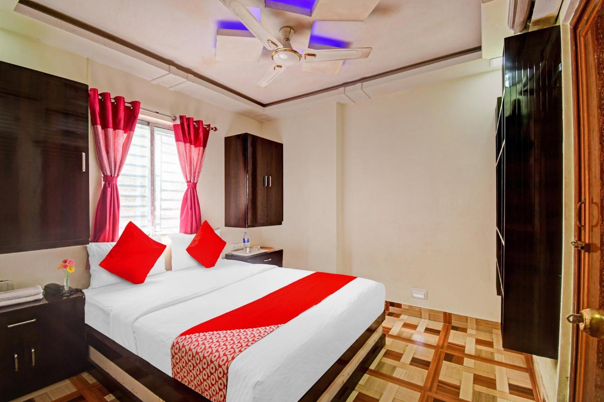 Hotel O New Aamaze Inn Near Acropolis Mall Колката Екстериор снимка