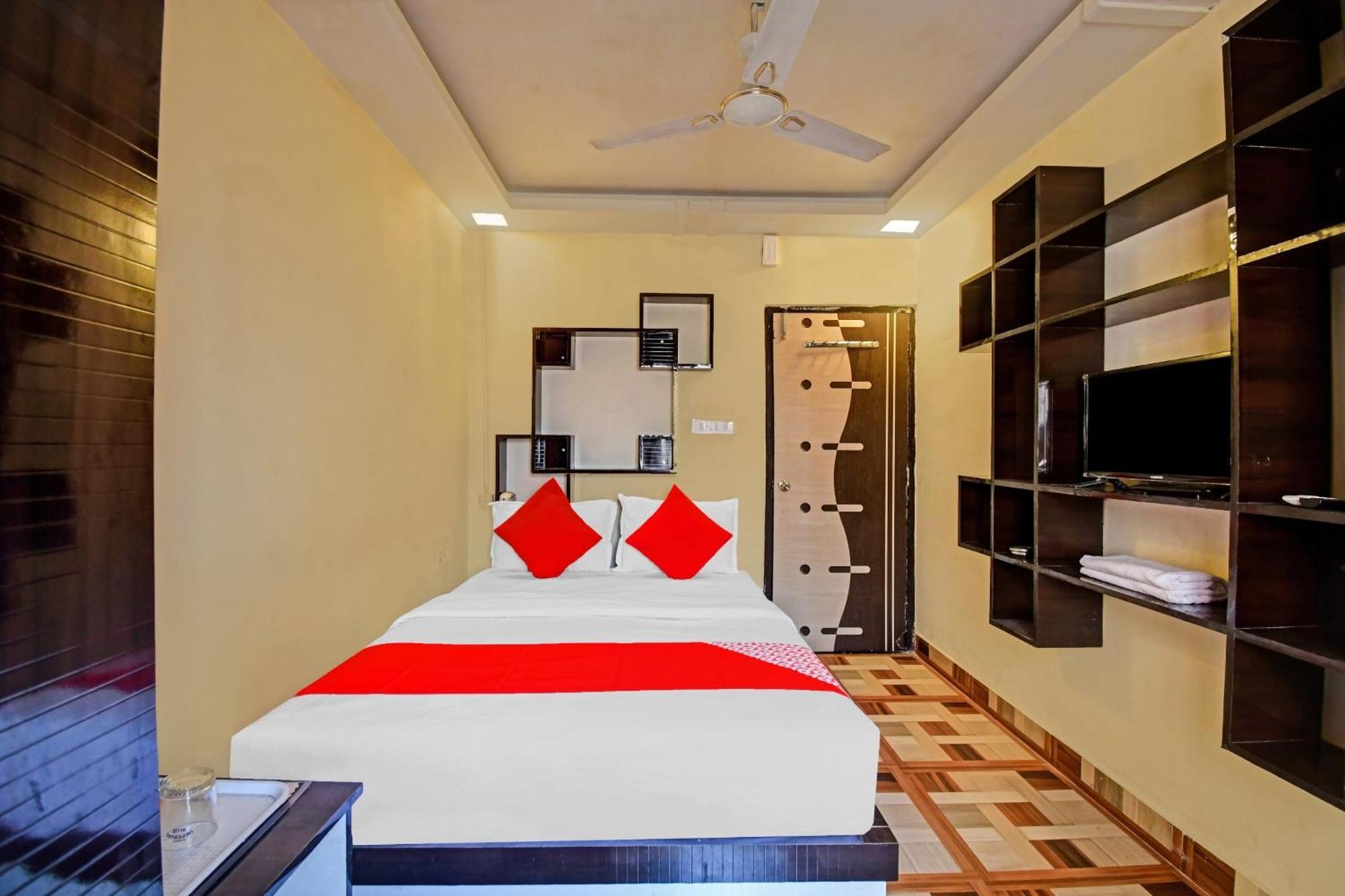 Hotel O New Aamaze Inn Near Acropolis Mall Колката Екстериор снимка